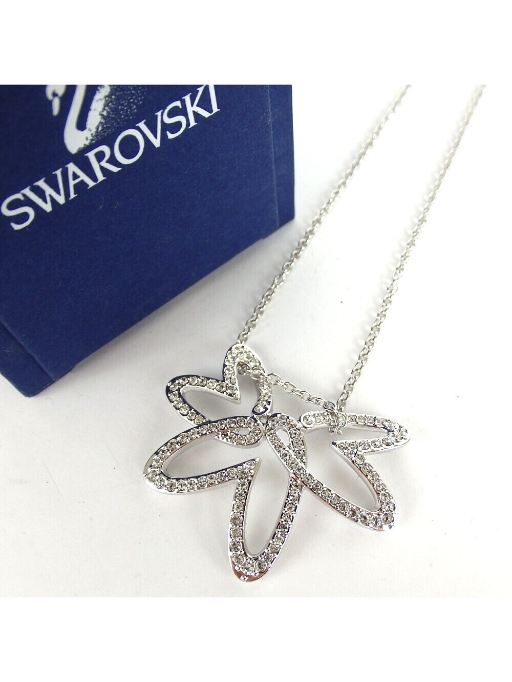 Authentic Swarovski necklace crystal metal [Used]